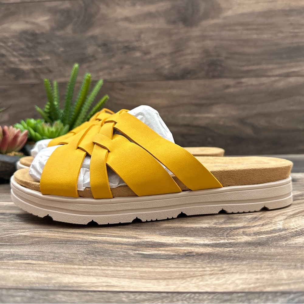 NIB Easy Spirit WIDE Star 3 Woven Strappy Comfort Slide Footbed Sandal Yellow - Picture 5 of 14